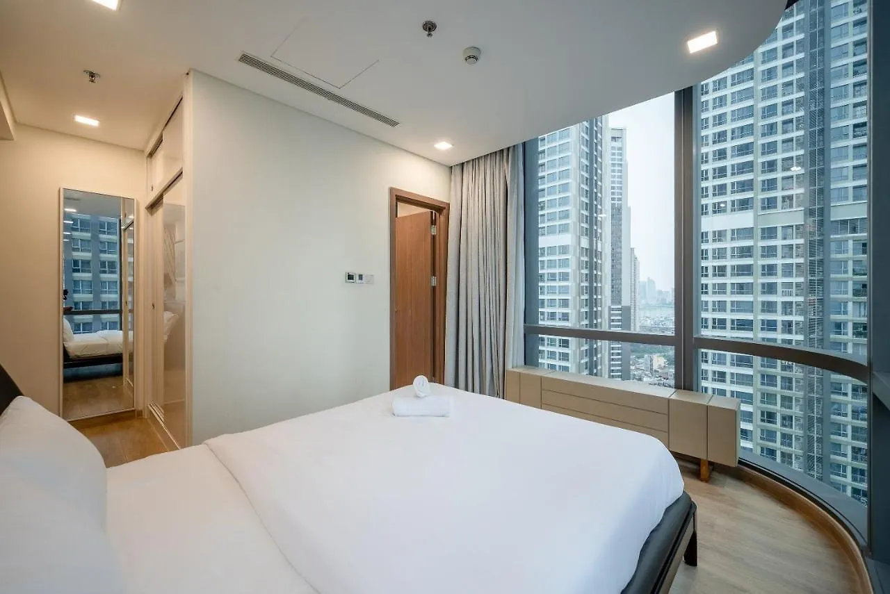 Apartment The Summit Suite Landmark 81 - Vinhomes Central Park Ho Chi Minh City