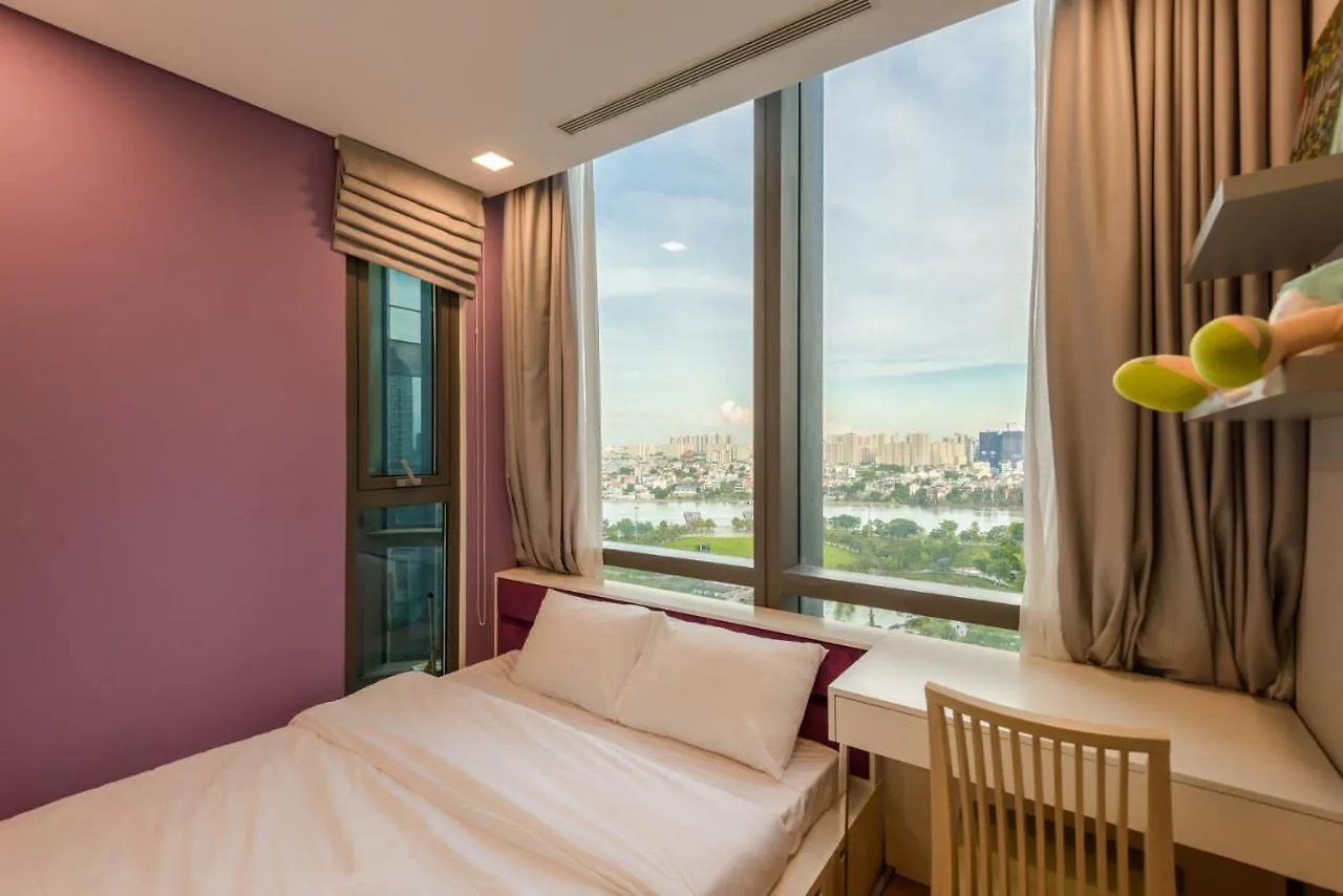 The Summit Suite Landmark 81 - Vinhomes Central Park Ho Chi Minh City Apartment